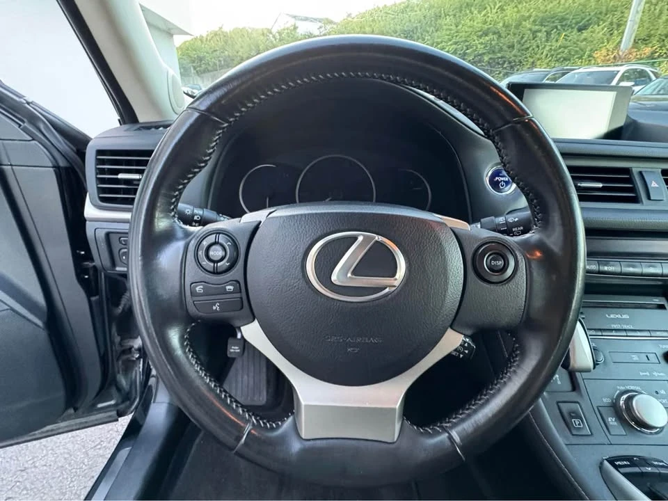 2014 Lexus CT - Image 11 of 20