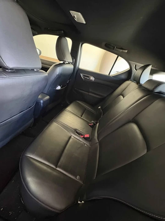 2014 Lexus CT - Image 3 of 4