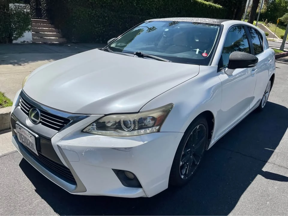2014 Lexus CT - Image 3 of 14