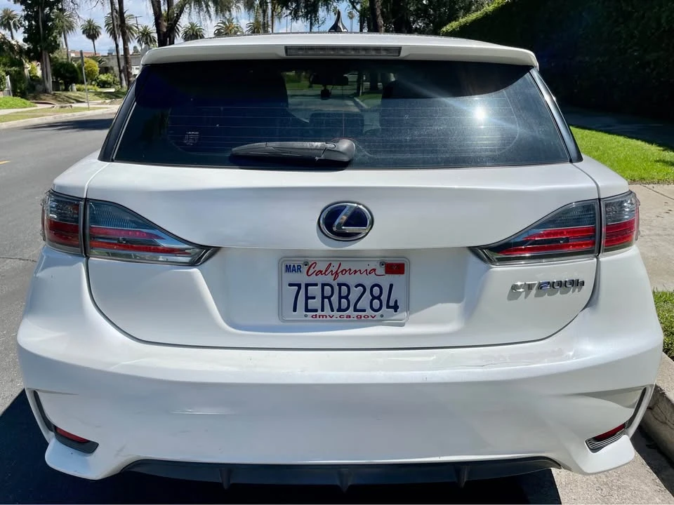 2014 Lexus CT - Image 4 of 14
