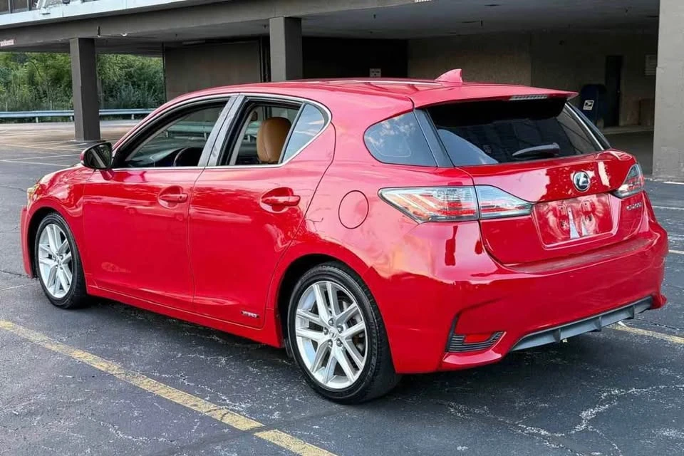 2014 Lexus CT - Image 8 of 10