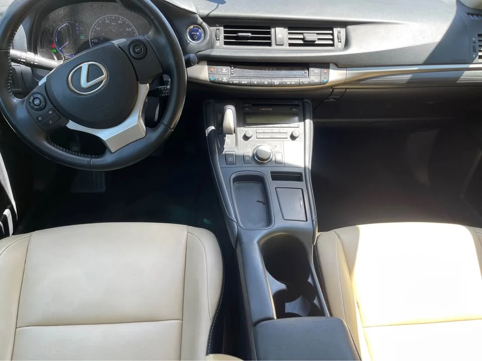 2014 Lexus CT - Image 7 of 11