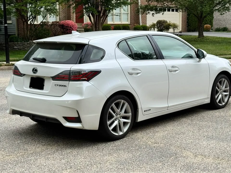 2014 Lexus CT - Image 6 of 15