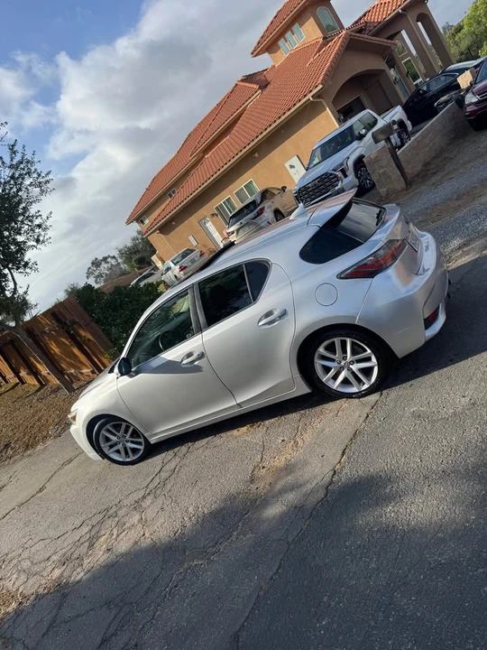 2014 Lexus CT - Image 6 of 19