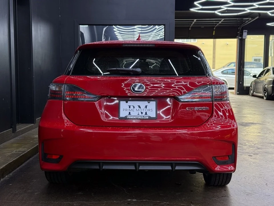 2014 Lexus CT - Image 8 of 12