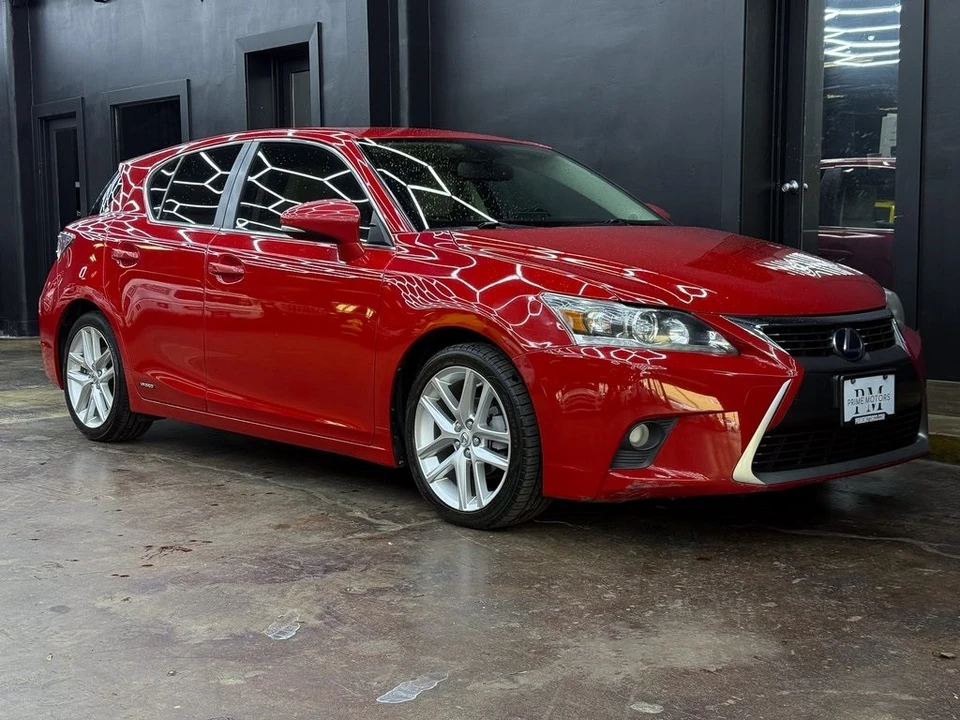 2014 Lexus CT - Image 11 of 12
