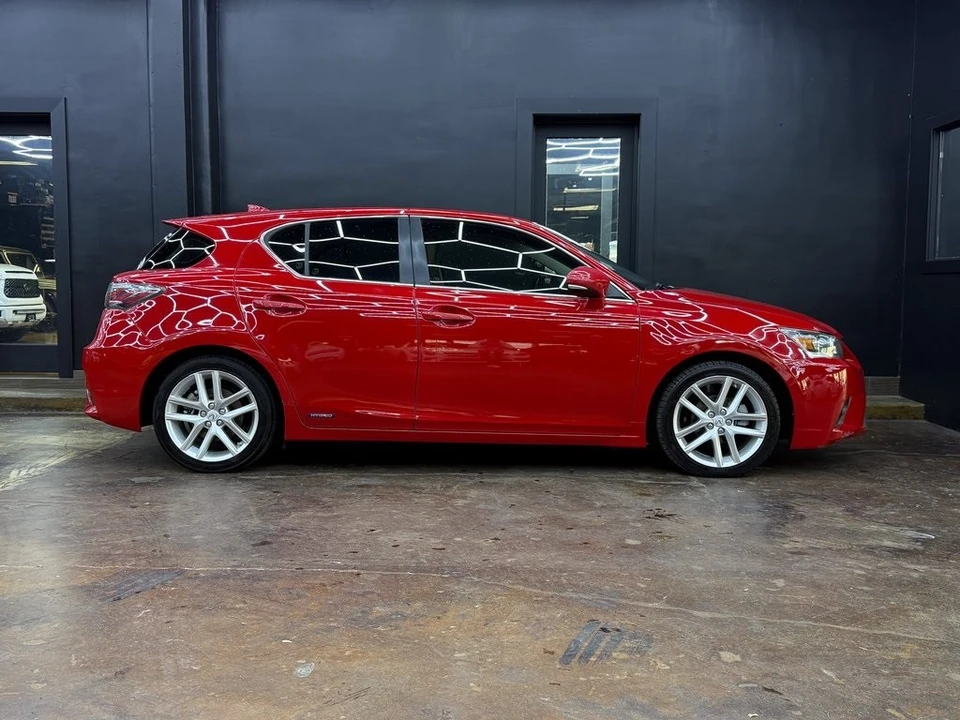 2014 Lexus CT - Image 10 of 12