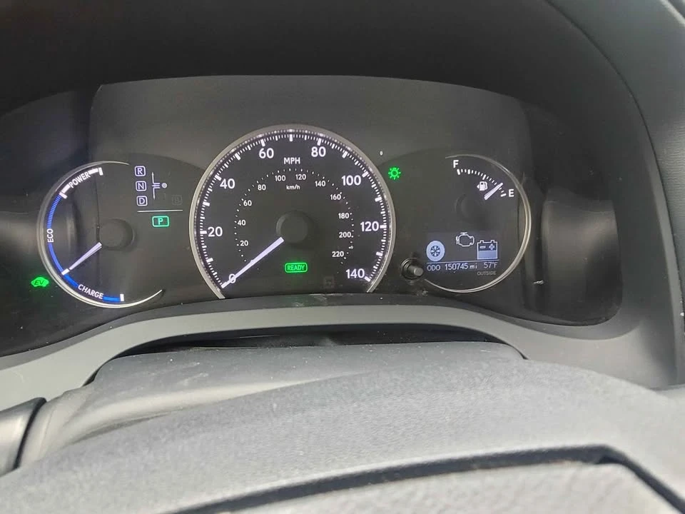 2014 Lexus CT - Image 13 of 14