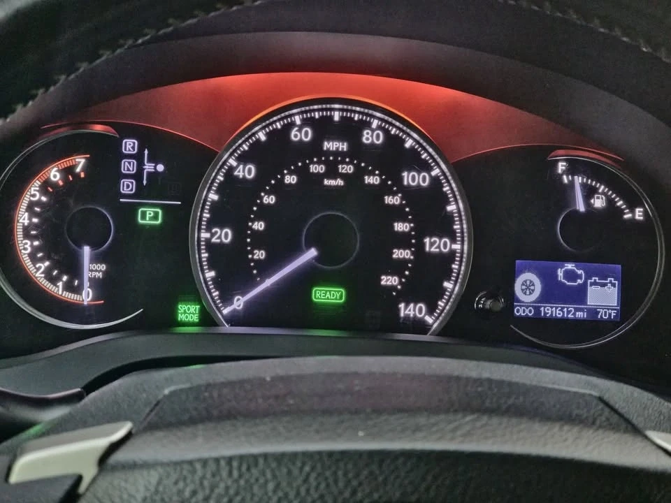 2014 Lexus CT - Image 8 of 13