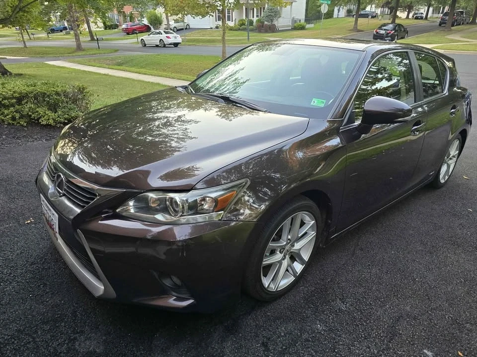 2014 Lexus CT - Image 9 of 13