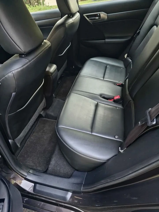 2014 Lexus CT - Image 5 of 13