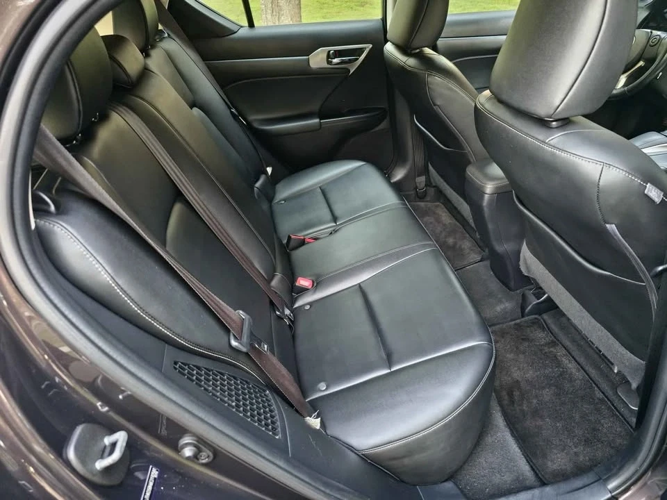 2014 Lexus CT - Image 6 of 13