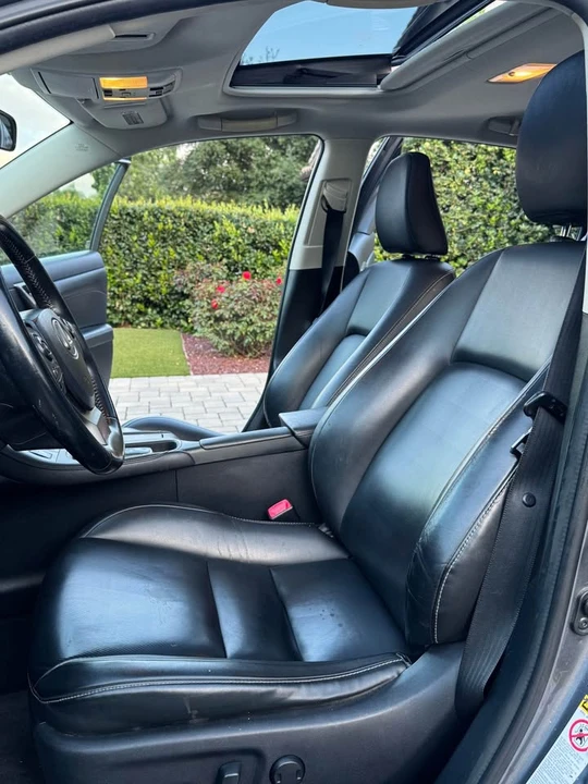 2014 Lexus CT - Image 12 of 17