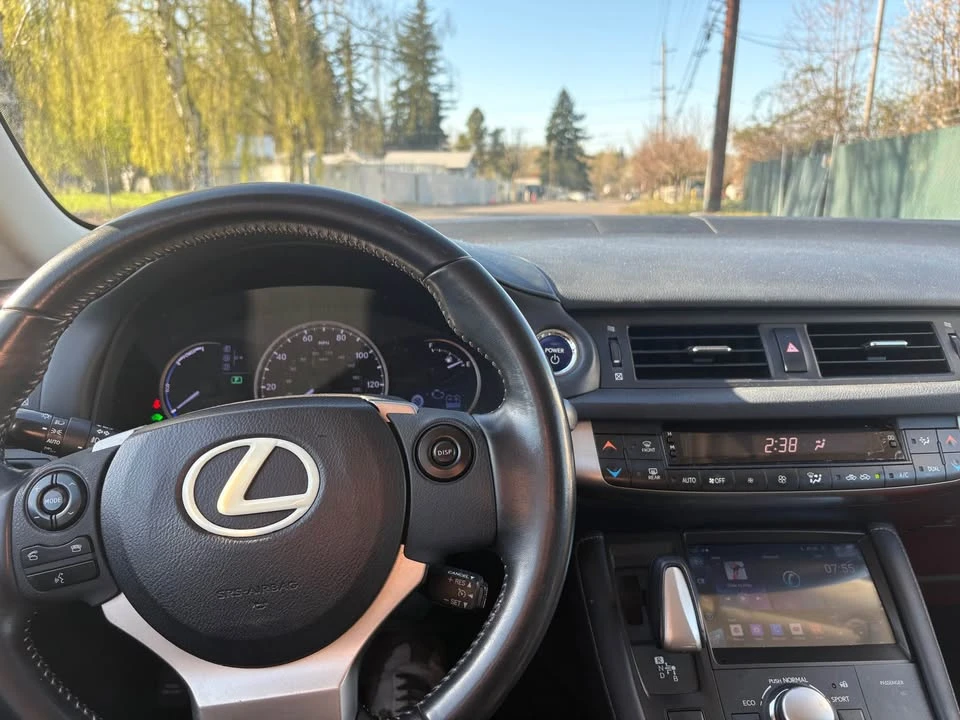 2014 Lexus CT - Image 7 of 7