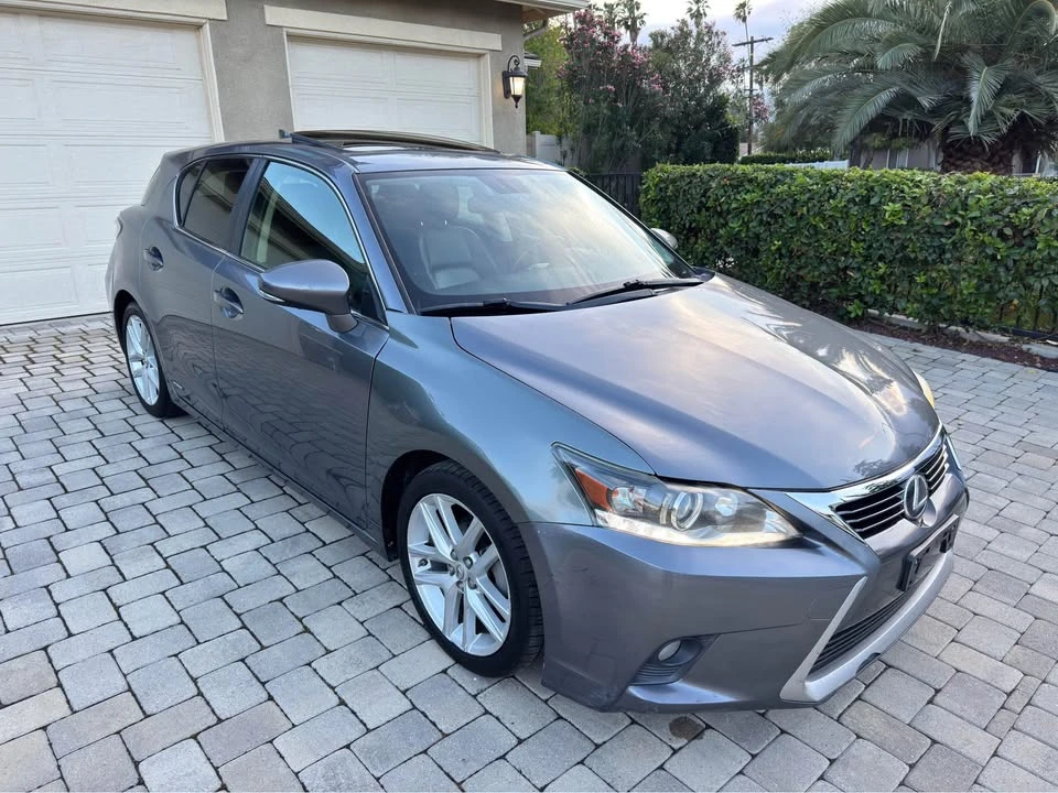 2014 Lexus CT - Image 8 of 19