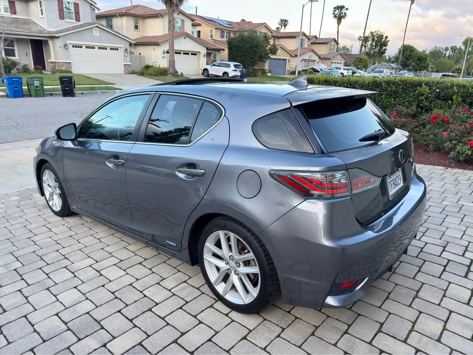 2014 Lexus CT - Image 3 of 19