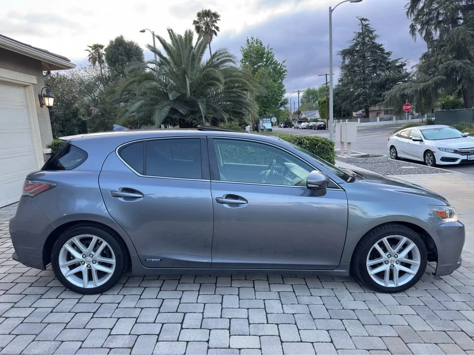 2014 Lexus CT - Image 7 of 19
