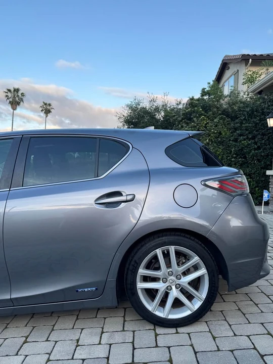 2014 Lexus CT - Image 7 of 17