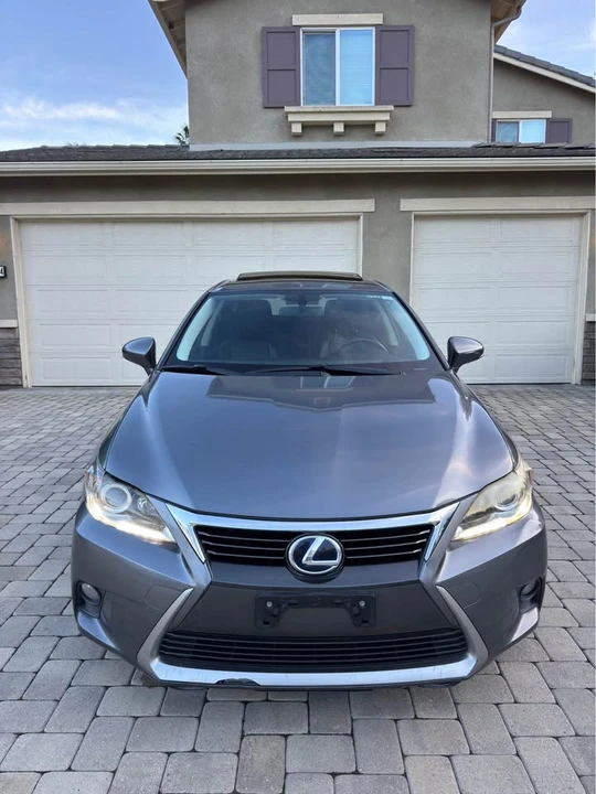 2014 Lexus CT - Image 9 of 19