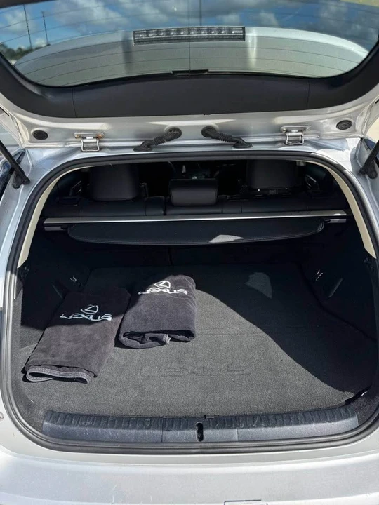 2014 Lexus CT - Image 9 of 20