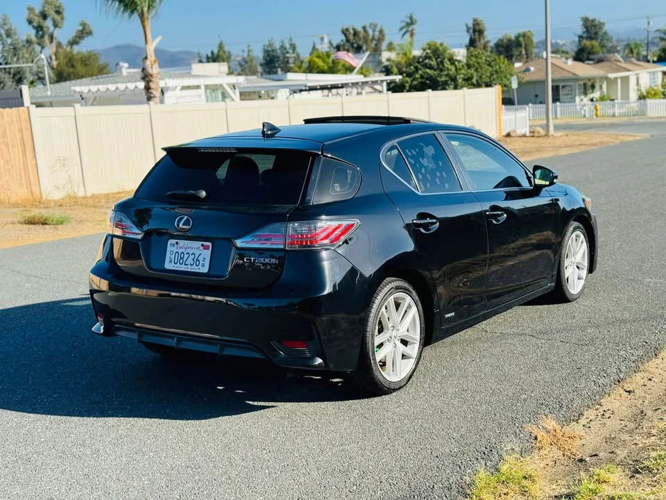 2014 Lexus CT - Image 7 of 15