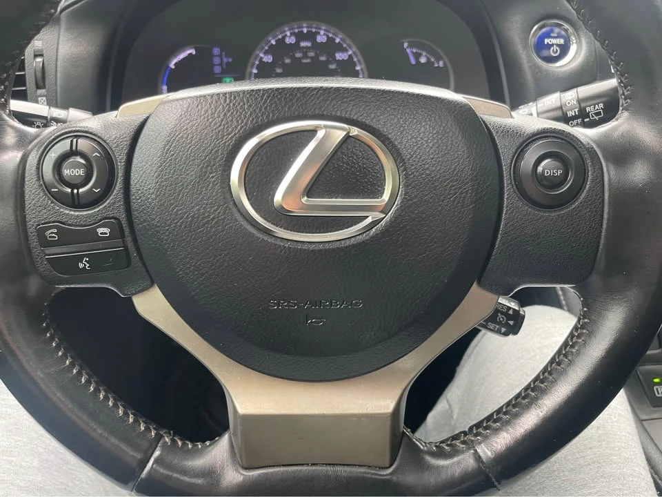 2014 Lexus CT - Image 11 of 12
