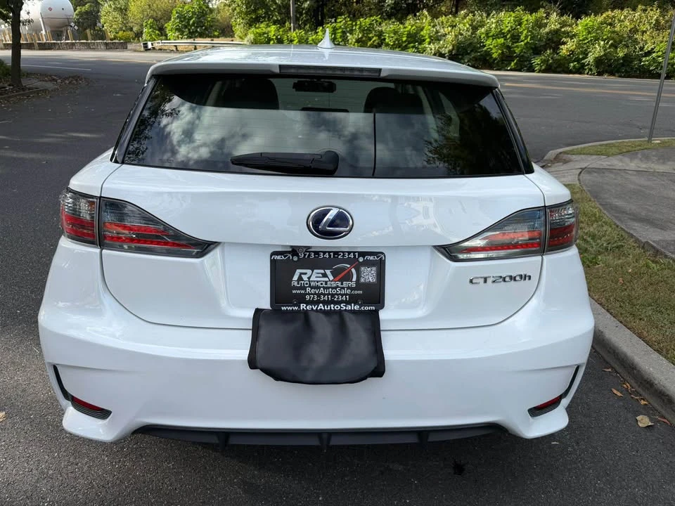 2014 Lexus CT - Image 7 of 10