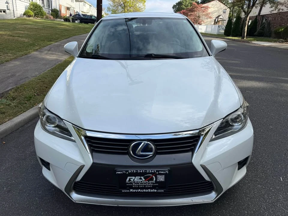 2014 Lexus CT - Image 3 of 10