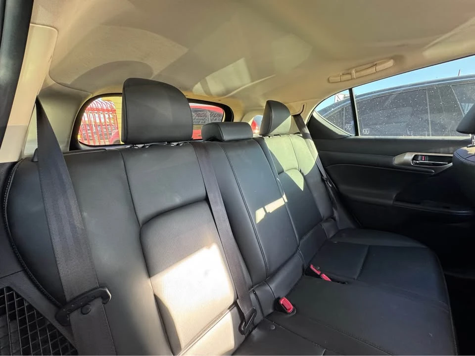 2014 Lexus CT - Image 10 of 10