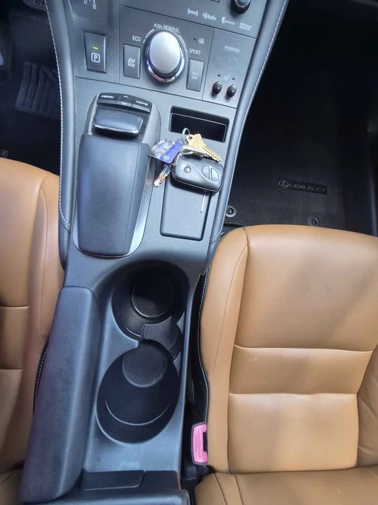 2014 Lexus CT - Image 20 of 20
