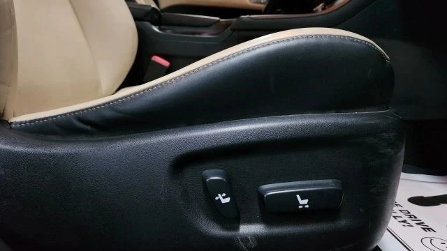 2014 Lexus CT - Image 15 of 21