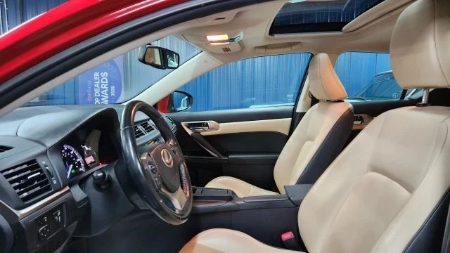 2014 Lexus CT - Image 7 of 21