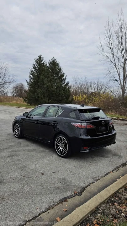 2014 Lexus CT - Image 2 of 14