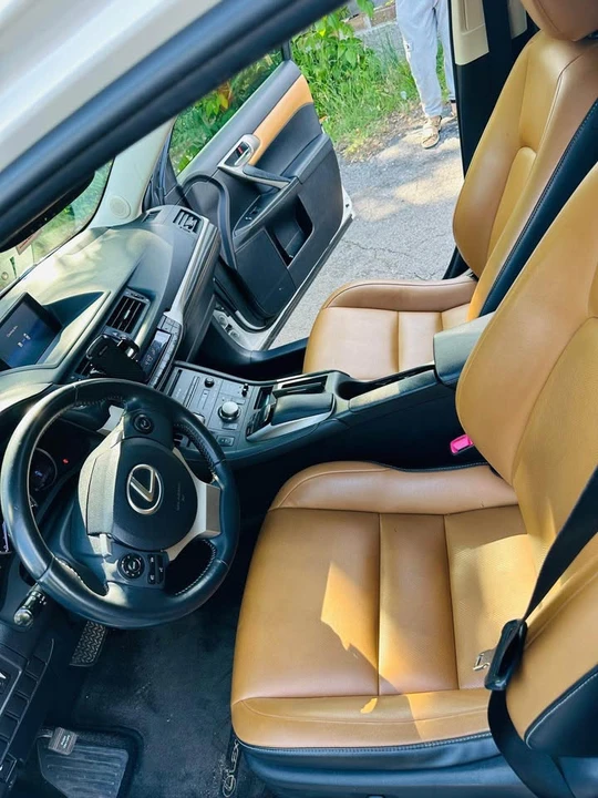 2014 Lexus CT - Image 7 of 10