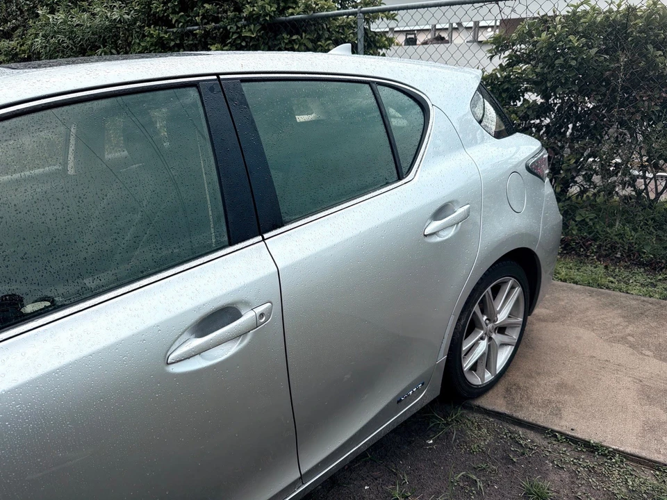 2014 Lexus CT - Image 9 of 21