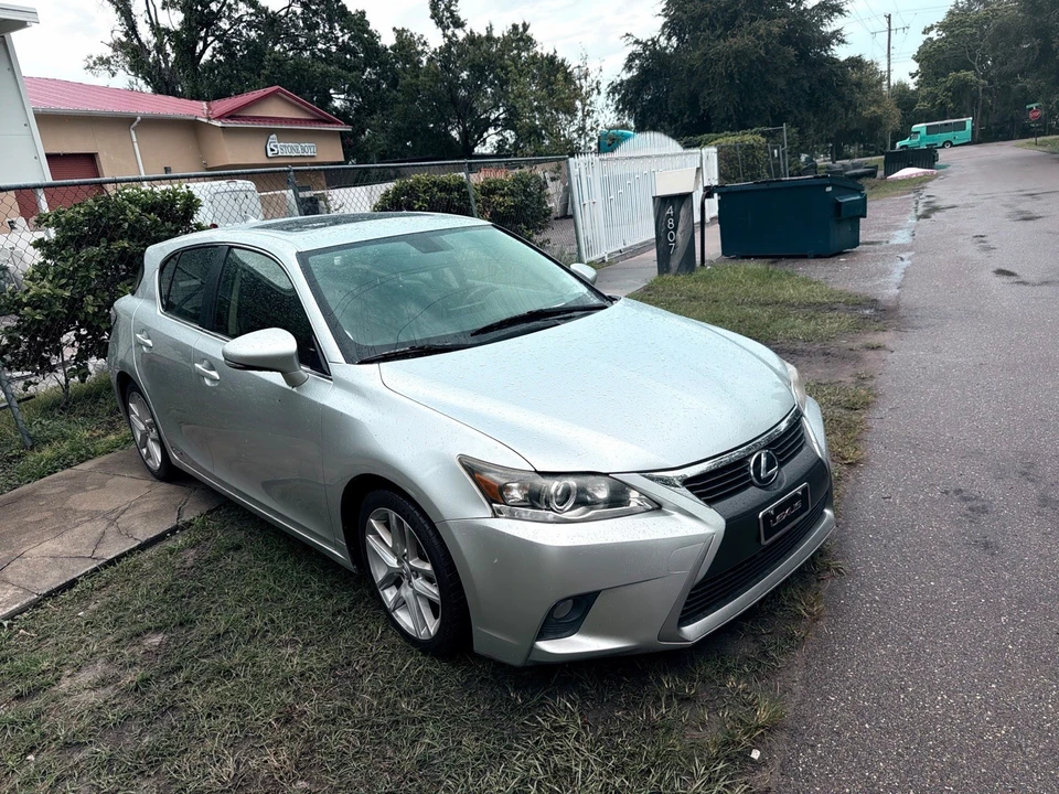 2014 Lexus CT - Image 4 of 21
