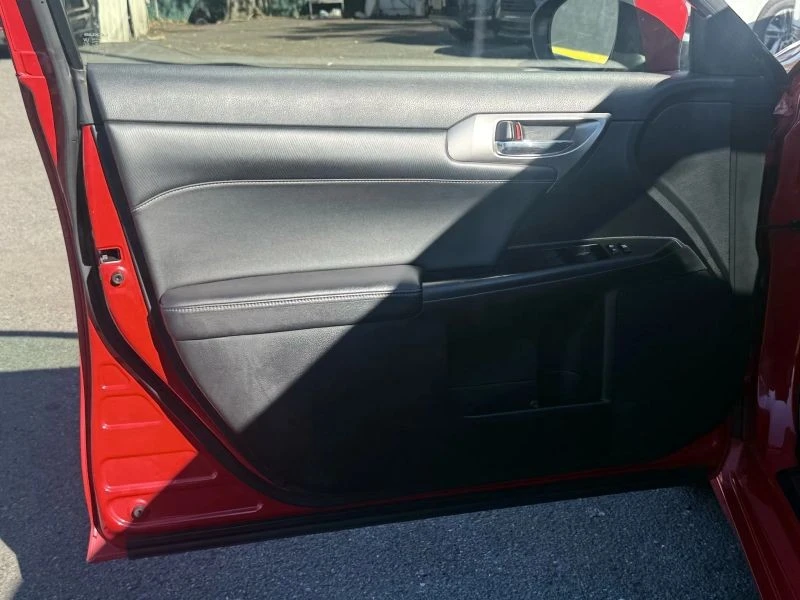 2014 Lexus CT - Image 7 of 12