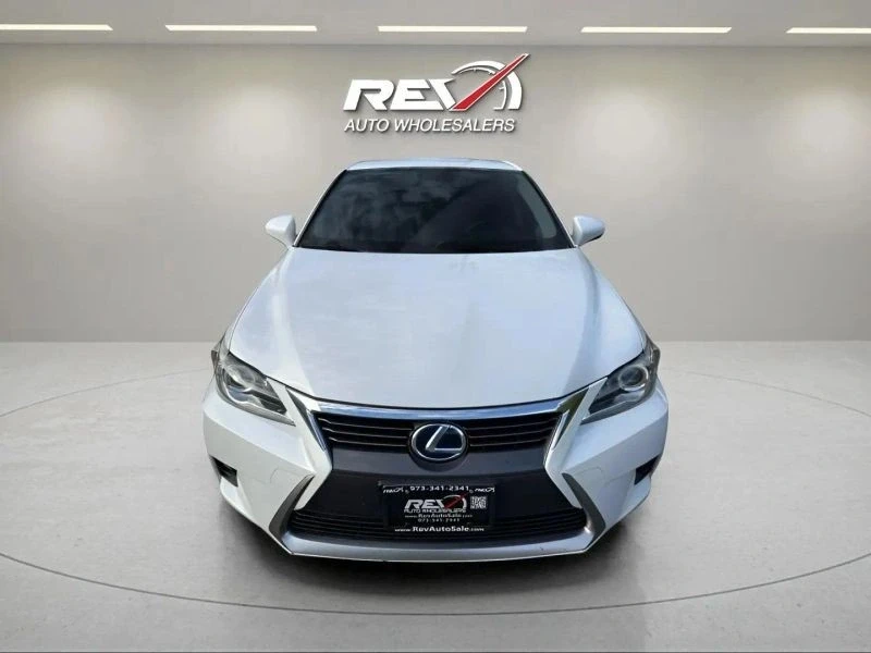 2014 Lexus CT - Image 8 of 12