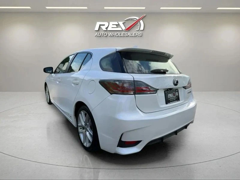 2014 Lexus CT - Image 3 of 12