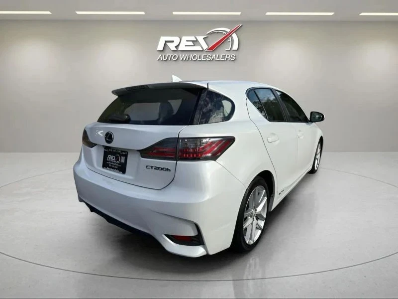 2014 Lexus CT - Image 5 of 12