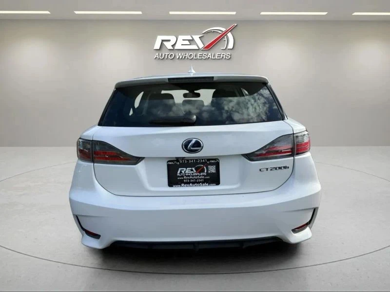 2014 Lexus CT - Image 4 of 12