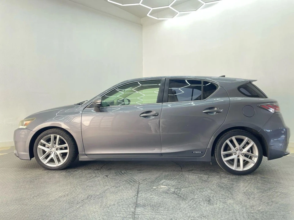 2014 Lexus CT - Image 7 of 21