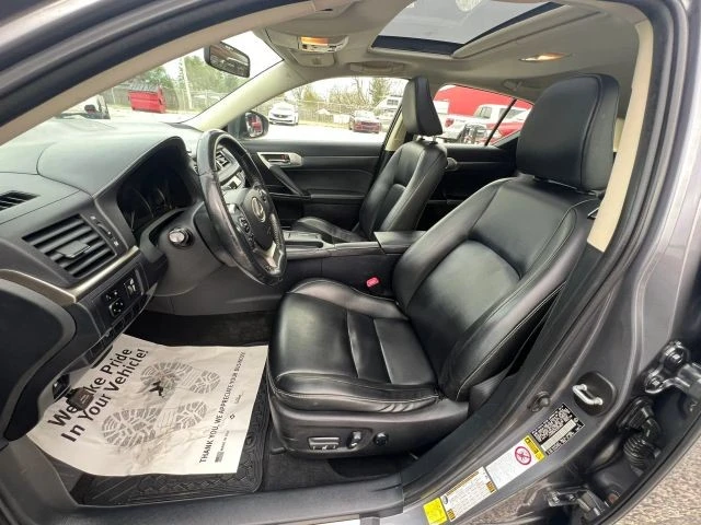 2014 Lexus CT - Image 11 of 17