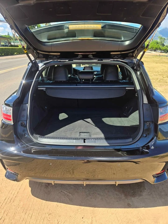 2014 Lexus CT - Image 9 of 10
