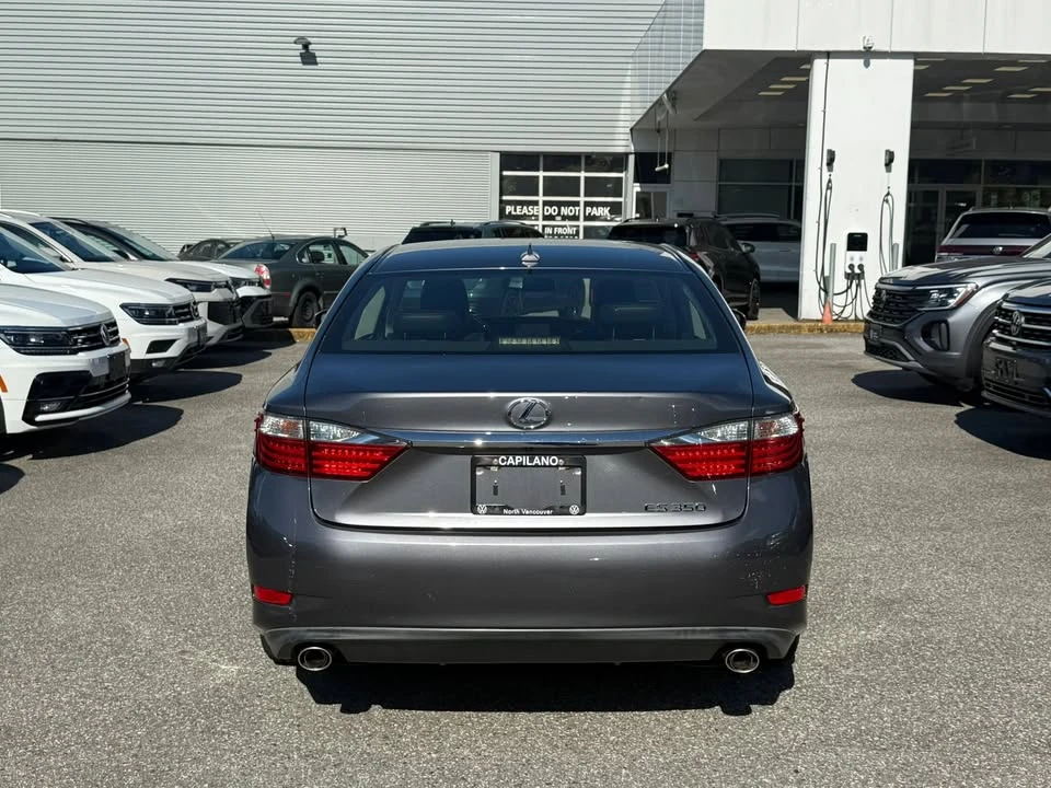 2014 Lexus ES 6th Gen - Image 14 of 14