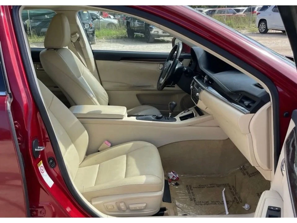 2014 Lexus ES 6th Gen - Image 6 of 7