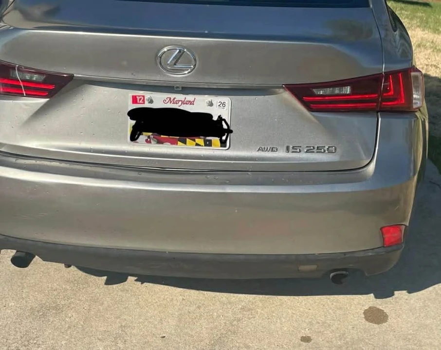2014 Lexus ES 6th Gen - Image 5 of 6