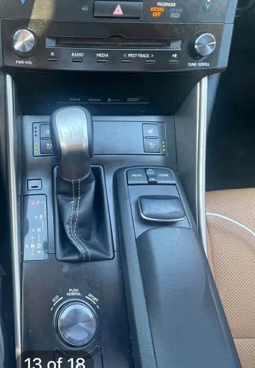 2014 Lexus ES 6th Gen - Image 4 of 6