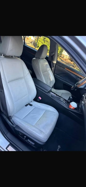 2014 Lexus ES 6th Gen - Image 13 of 18