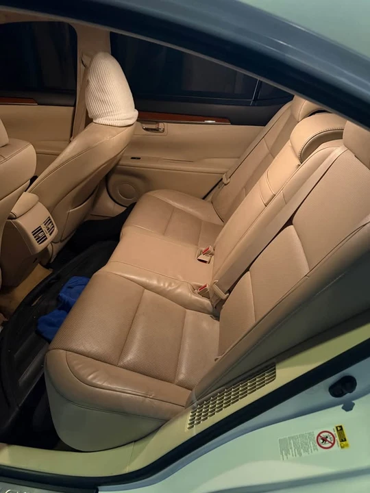 2014 Lexus ES 6th Gen - Image 5 of 7